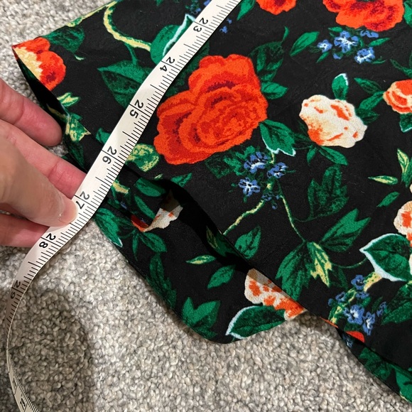 Anthropologie Black Floral Long Sleeve Dress - size 6 - Picture 4 of 6